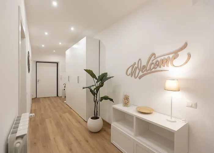 Appartamento Colosseum Holidays - Three-bedroom Roma